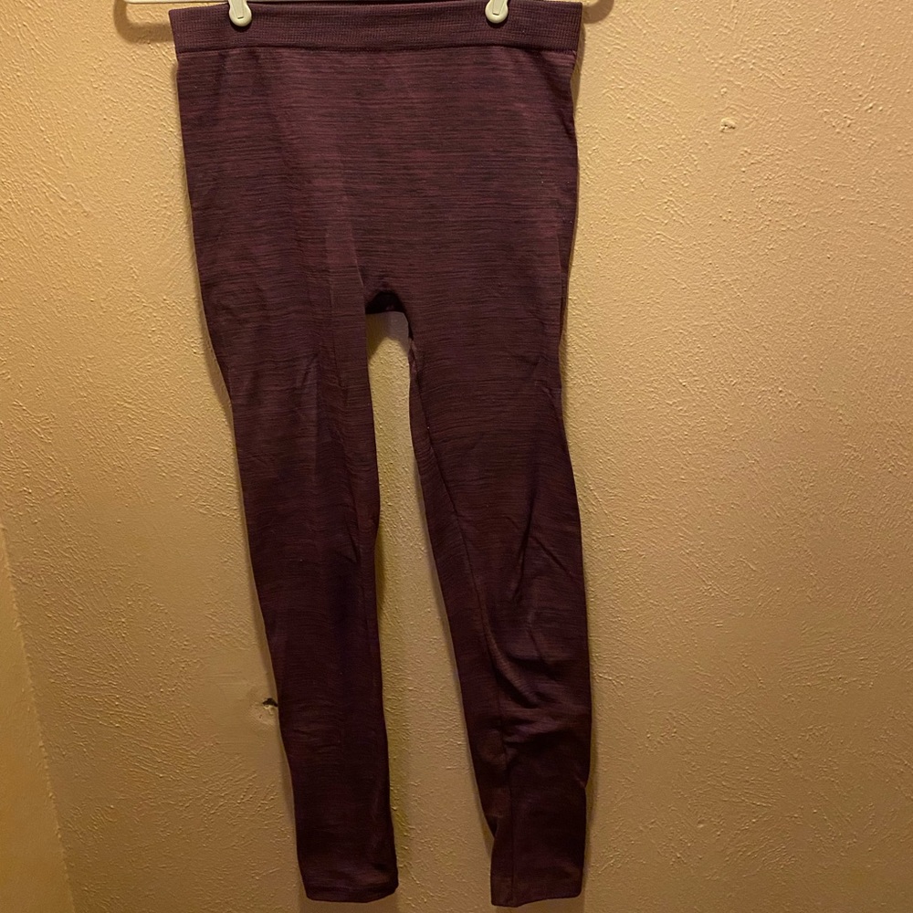 Maroon leggings